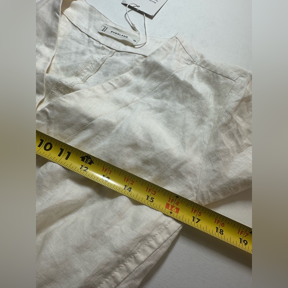 Everlane Cream Wrap Midi Dress with V-Neck and Cuffed Sleeves - Picture 8 of 9